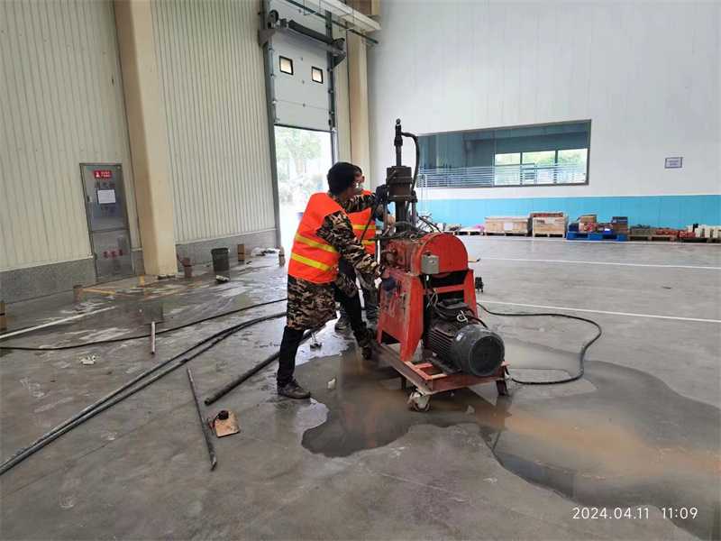 兰西厂房地面下沉塌陷注浆加固施工